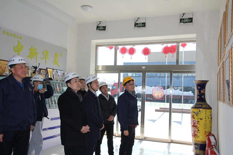順威股份范總、謝總一行蒞臨青島中新華美交流洽談！